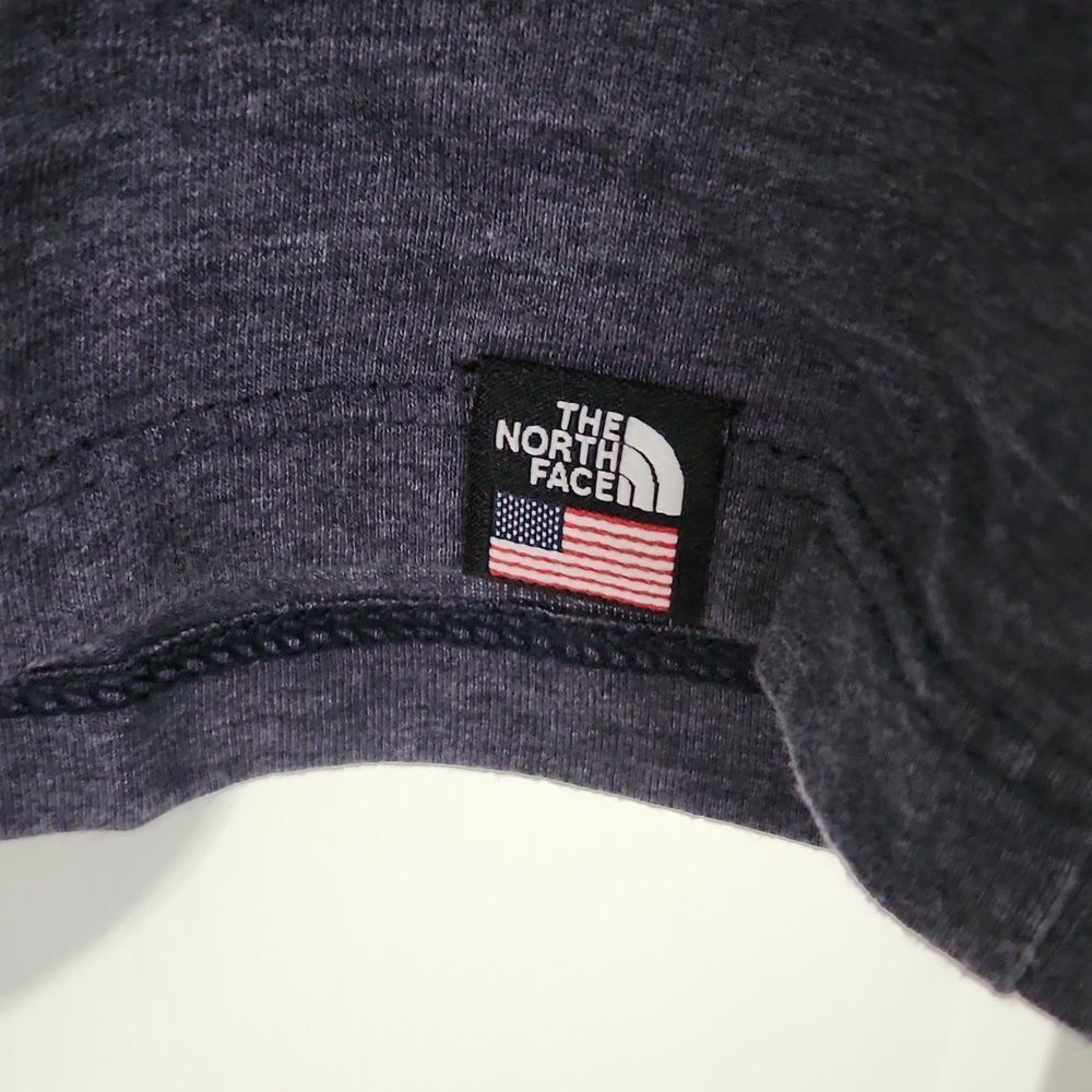 💥5 for $25! The North Face Mens Top - Picture 4 of 6
